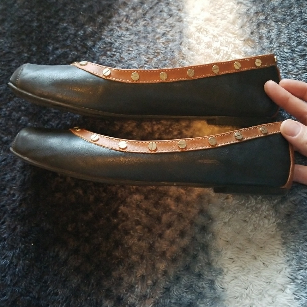 flats - Picture 2 of 4